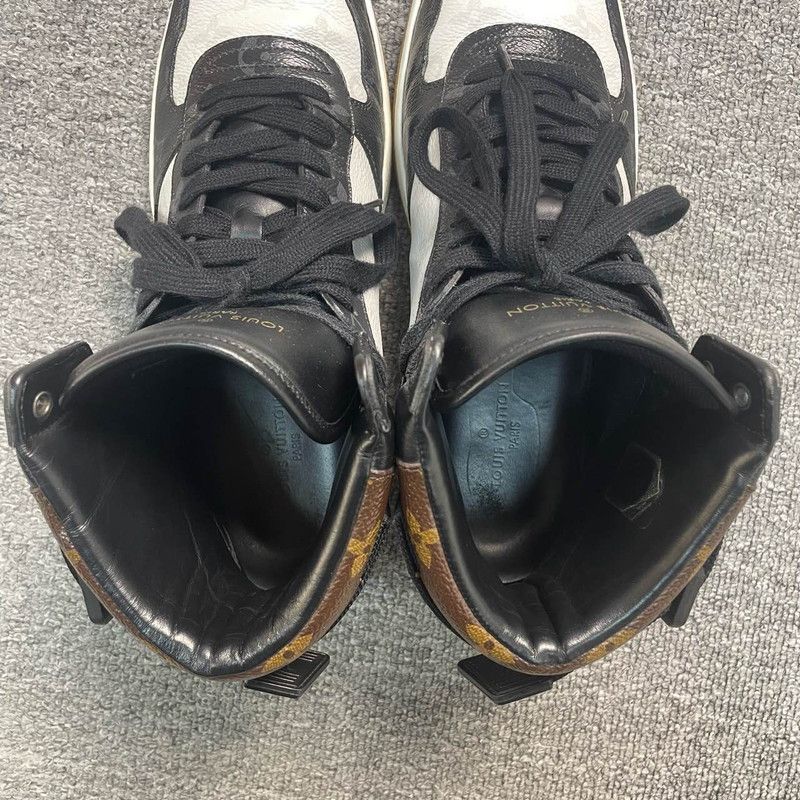 Louis Vuitton Louis Vuitton Rivoli High-Top Sneakers in Black and White 0079 Size US 10 / EU 43 - 7 Thumbnail