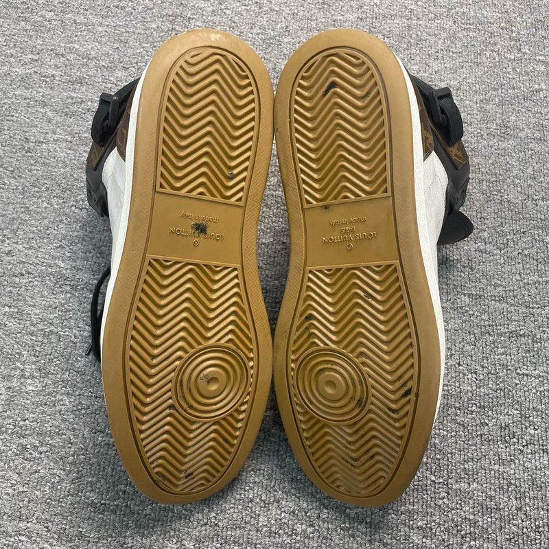 Louis Vuitton Louis Vuitton Rivoli High-Top Sneakers in Black and White 0079 Size US 10 / EU 43 - 6 Thumbnail