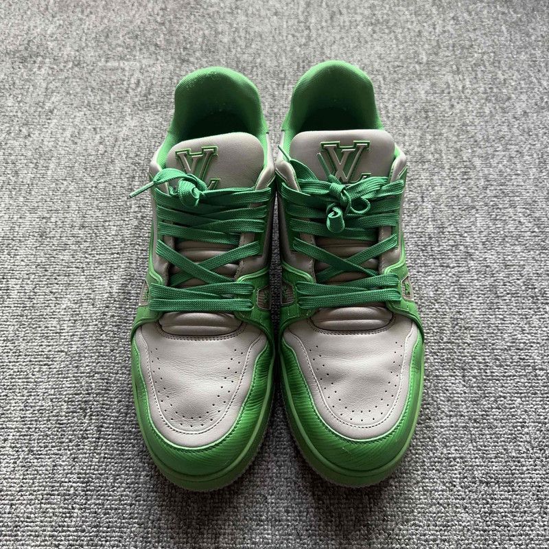 Louis Vuitton Louis Vuitton Green Low-Top Sneakers 0079 Size US 10.5 / EU 43-44 - 2 Thumbnail