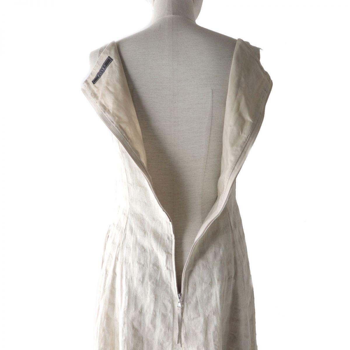 Other Other FOXEY One Piece Linen Dress Natural Material Dresses 41885 Size ONE SIZE - 5 Thumbnail