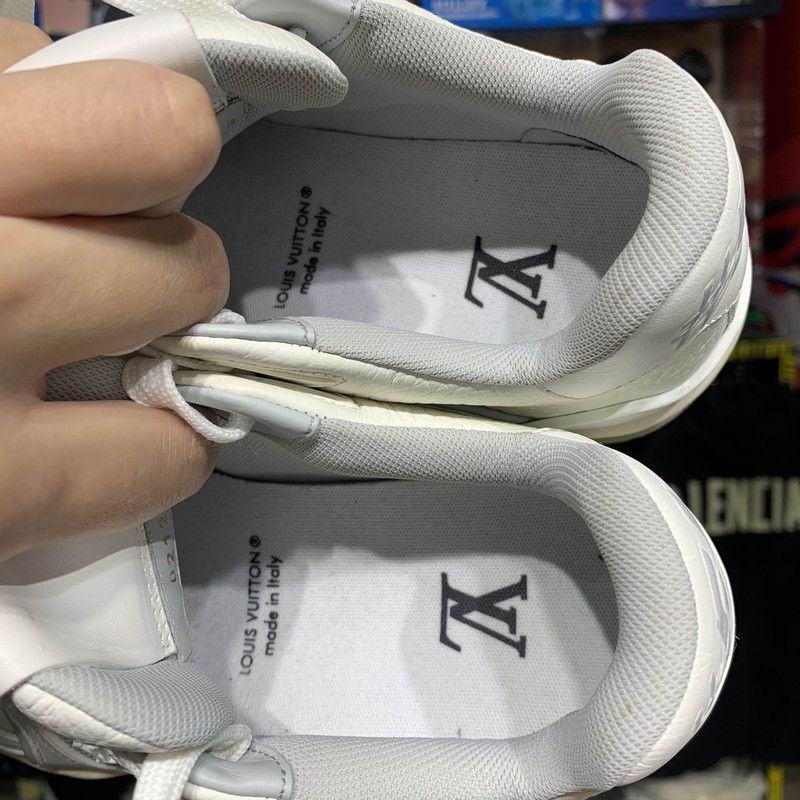 Louis Vuitton Louis Vuitton Trainer Fashion Sneakers in White 0079 Size US 8 / IT 38 - 6 Thumbnail