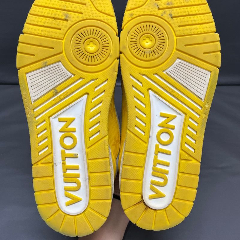 Louis Vuitton Louis Vuitton Low-Top Trainer Sneakers in White and Yellow 0079 Size US 8 / IT 38 - 10 Thumbnail