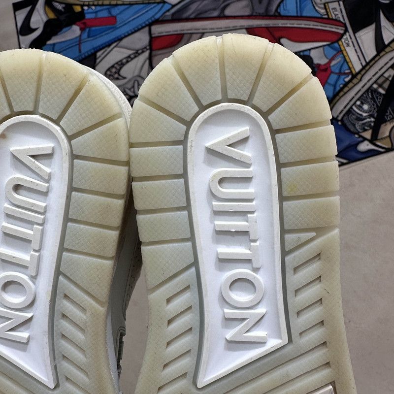 Louis Vuitton Louis Vuitton White Trainer Low-Top Sneakers 0079 Size US 8 / IT 38 - 12 Thumbnail