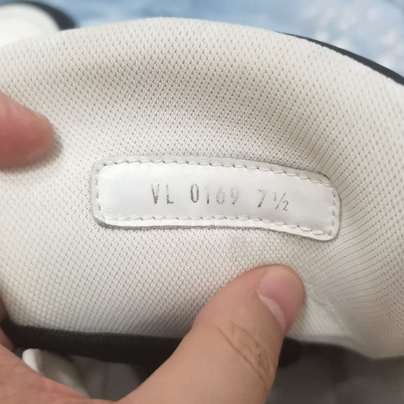 Louis Vuitton Louis Vuitton Trainer Stylish Low-Top Sneakers 0079 Size US 10.5 / EU 43-44 - 5 Thumbnail