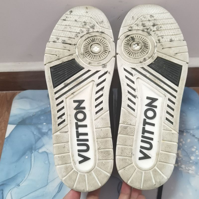 Louis Vuitton Louis Vuitton Trainer Stylish Low-Top Sneakers 0079 Size US 10.5 / EU 43-44 - 4 Thumbnail