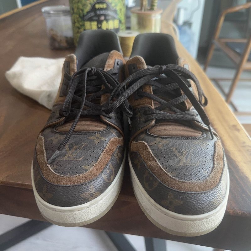 Louis Vuitton Louis Vuitton Fashion Casual Sneakers in Brown 0079 Size US 10 / EU 43 - 2 Thumbnail