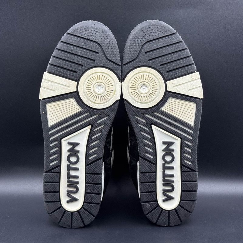 Louis Vuitton Louis Vuitton Panda Printed Low-Top Sneakers 0079 Size US 8 / IT 38 - 4 Thumbnail