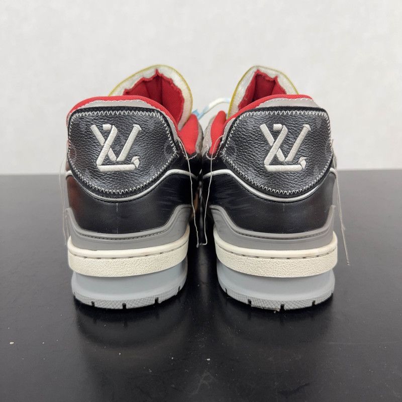 Louis Vuitton Louis Vuitton Trainer Low Top Sneakers in Black 0079 Size US 12 / IT 42 - 3 Thumbnail