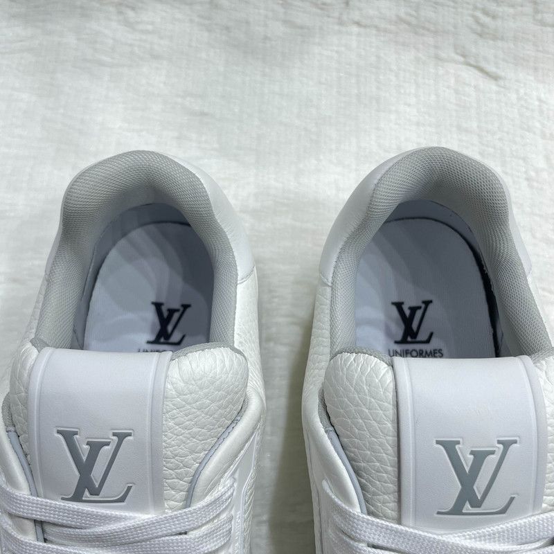 Louis Vuitton Louis Vuitton Trainer Low Top Fashion Sneakers 0079 Size US 10 / EU 43 - 10 Thumbnail