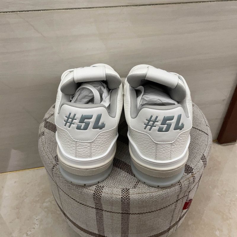 Louis Vuitton Louis Vuitton Trainer Low-Top Fashion Sneakers 0079 Size US 10 / EU 43 - 3 Thumbnail