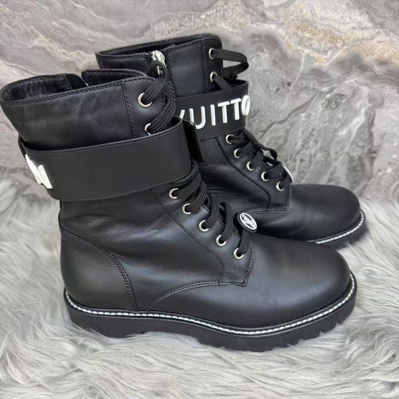 Louis Vuitton Louis Vuitton Black Territory Short Boots for Women 0079 Size US 8 / IT 38 - 2 Thumbnail