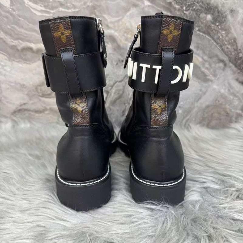 Louis Vuitton Louis Vuitton Black Territory Short Boots for Women 0079 Size US 8 / IT 38 - 4 Thumbnail