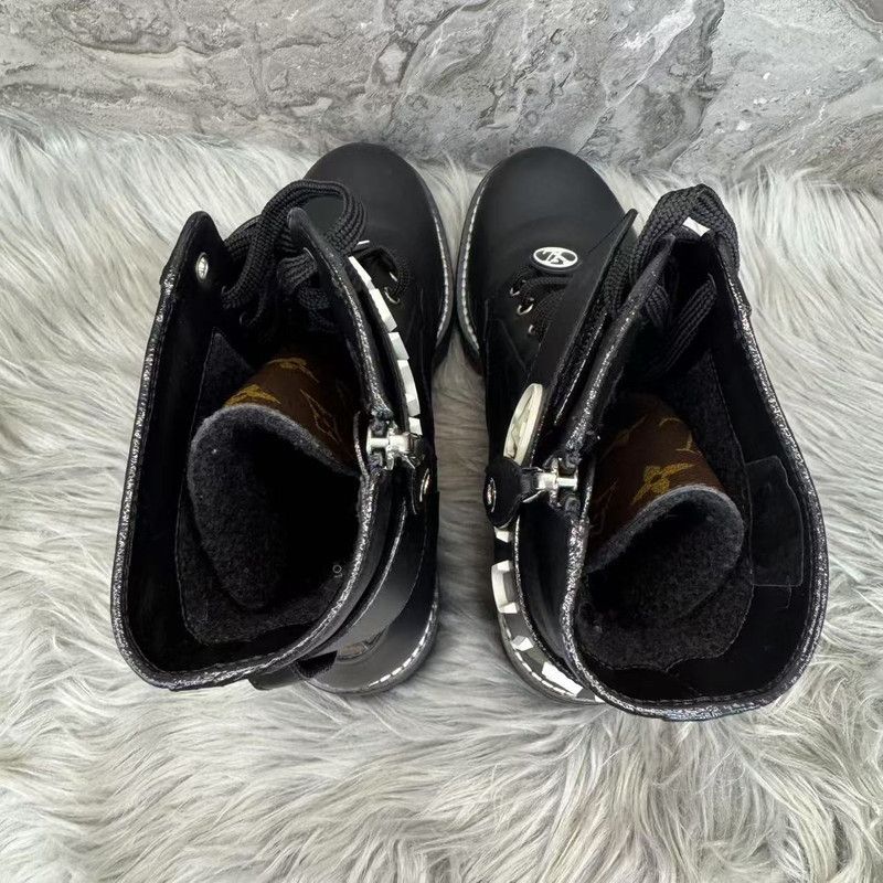 Louis Vuitton Louis Vuitton Black Territory Short Boots for Women 0079 Size US 8 / IT 38 - 5 Thumbnail