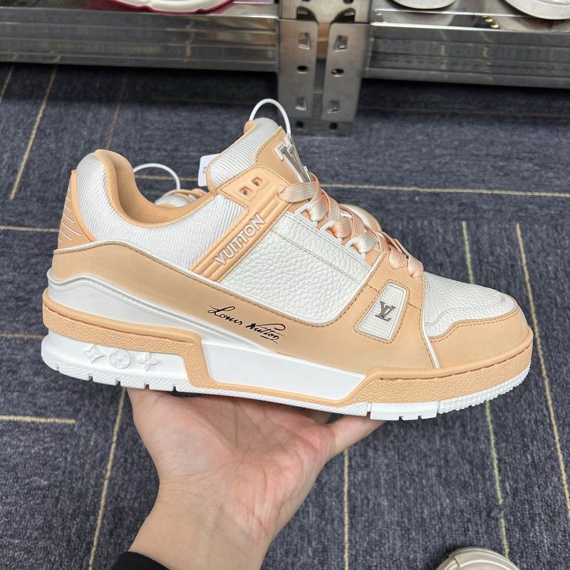 Louis Vuitton Louis Vuitton Trainer Low Top Sneakers in Orange 0079 Size US 8 / IT 38 - 7 Thumbnail