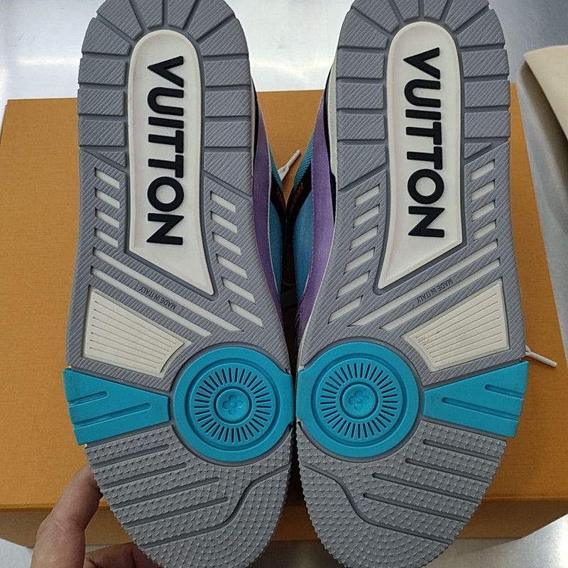 Louis Vuitton Louis Vuitton Trainer Low Top Sneakers for Women 0079 Size US 10 / IT 40 - 4 Thumbnail