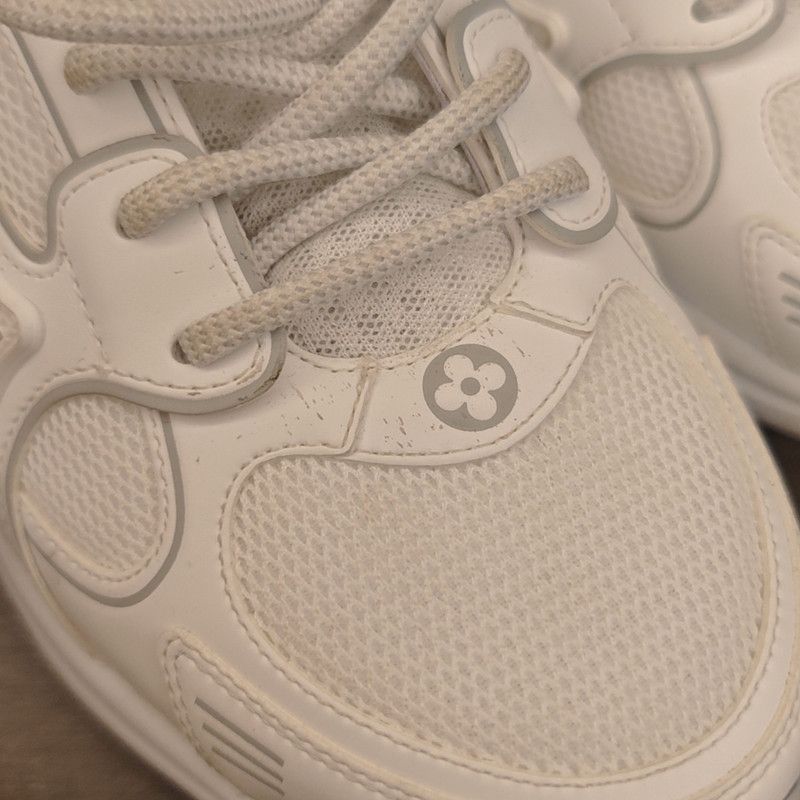 Louis Vuitton Louis Vuitton Olympia Low-Top Sneakers for Women 0079 Size US 10 / IT 40 - 6 Thumbnail