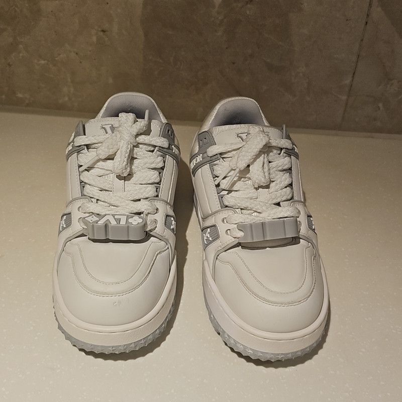 Louis Vuitton Louis Vuitton Trainer Maxi Leather Low-Top Sneakers 0079 Size US 6 / IT 36 - 2 Thumbnail