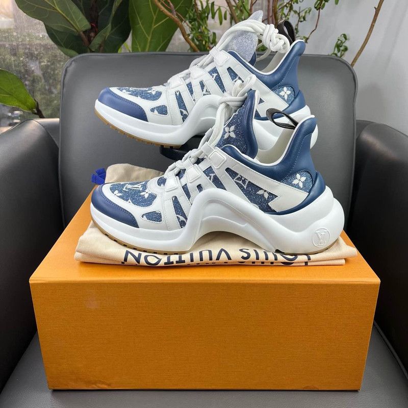 Louis Vuitton Louis Vuitton Archlight Low Top Sneakers 0079 Size US 6 / IT 36 - 6 Thumbnail