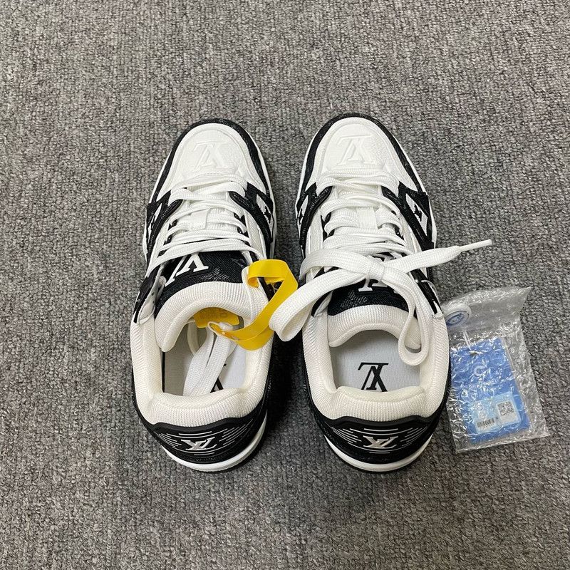 Louis Vuitton Louis Vuitton Black and White Casual Trainers 0079 Size US 4 / IT 34 - 3 Thumbnail