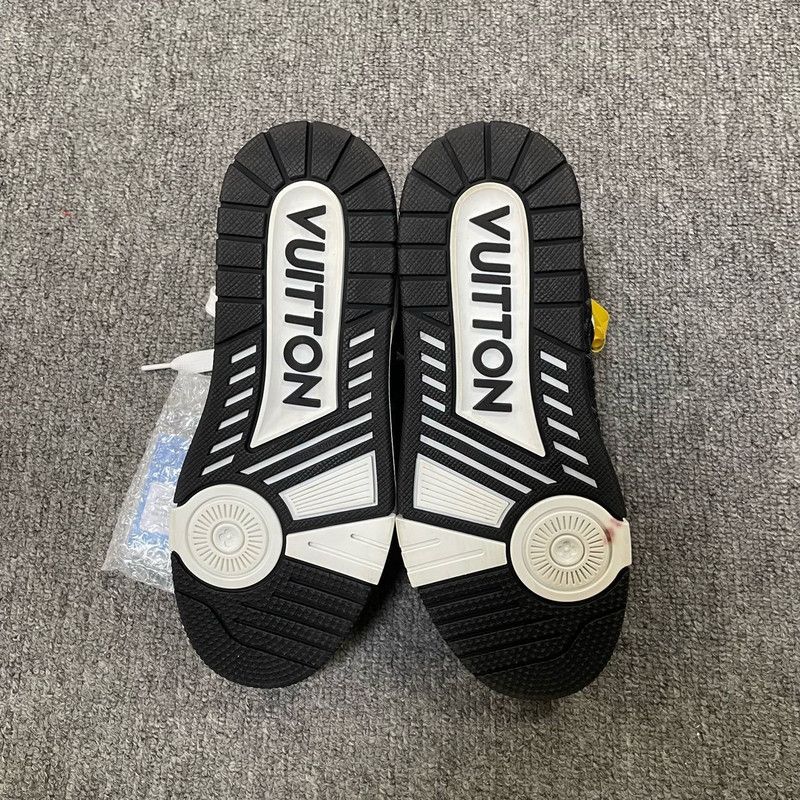 Louis Vuitton Louis Vuitton Black and White Casual Trainers 0079 Size US 4 / IT 34 - 6 Thumbnail