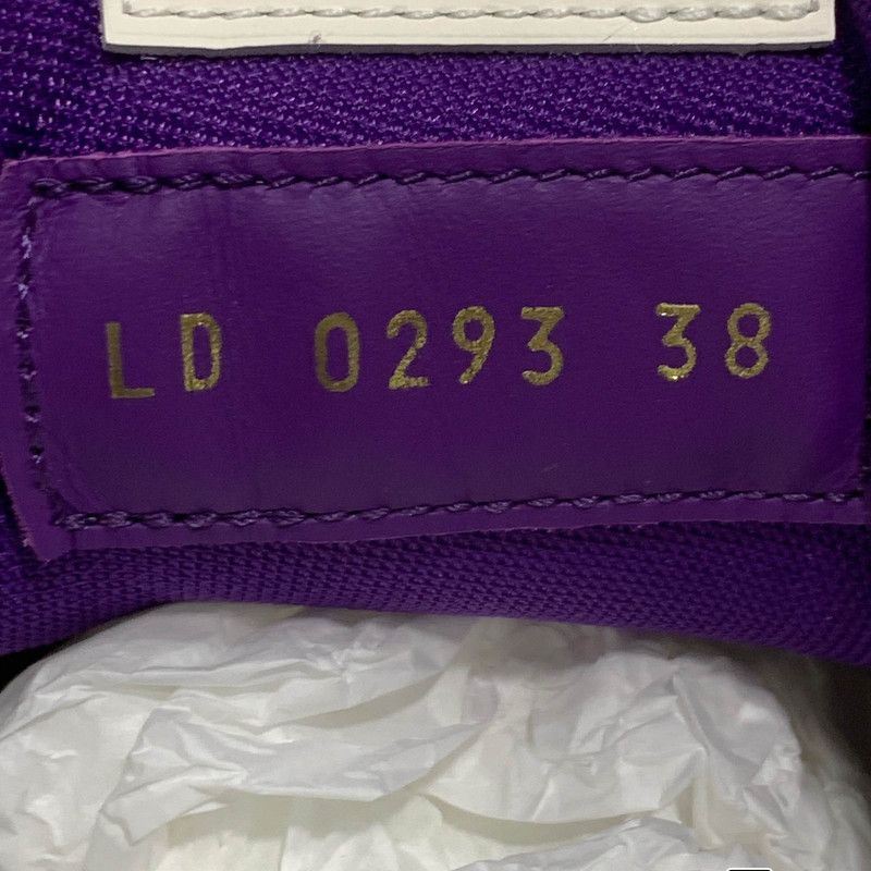 Louis Vuitton Louis Vuitton Classic Print Low-Top Sneakers for Women 0079 Size US 7 / IT 37 - 5 Thumbnail