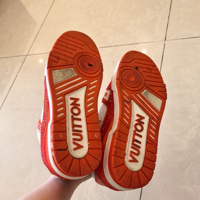 Louis Vuitton Louis Vuitton Red Leather Low-Top Sneakers 0079 Size US 8 / IT 38 - 4 Thumbnail