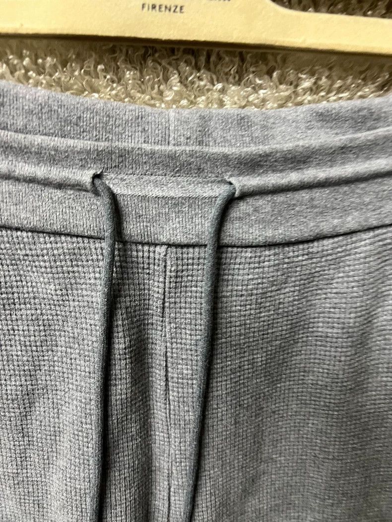Thom Browne Thom Browne Men's Casual Sports Shorts Size US 26 / EU 42 - 5 Thumbnail