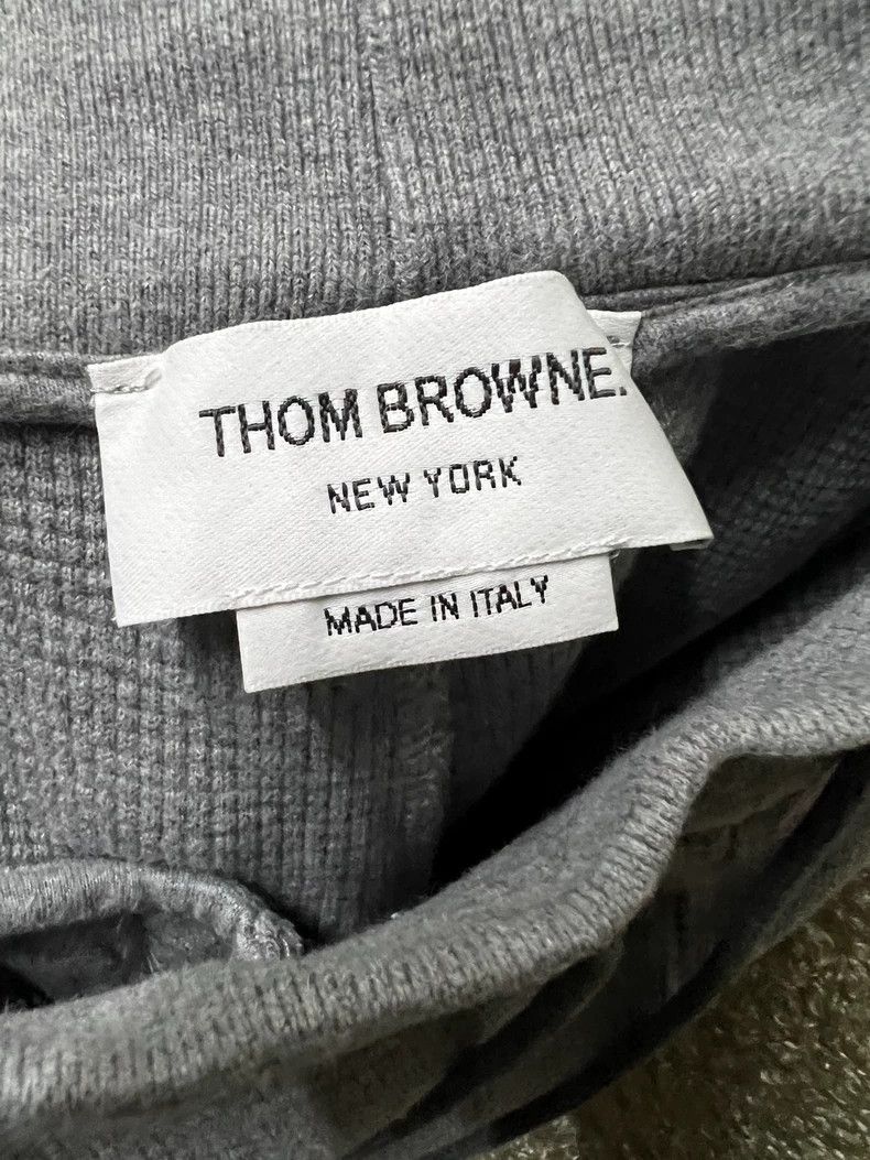 Thom Browne Thom Browne Men's Casual Sports Shorts Size US 26 / EU 42 - 7 Thumbnail