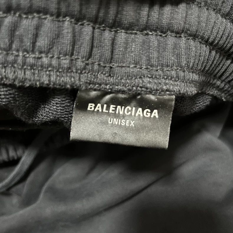 Balenciaga Balenciaga 24ss Manchester United Sweatpants Size US 26 / EU 42 - 6 Thumbnail