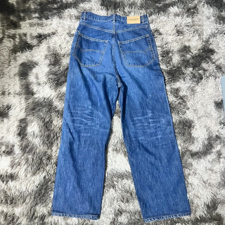 Balenciaga Balenciaga Washed Baggy Denim Jeans Size US 26 / EU 42 - 2 Thumbnail