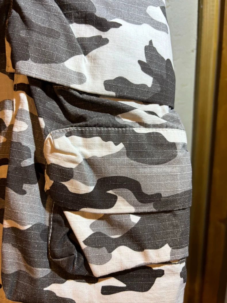 Junya Watanabe Lotto Japan Camo Cargo Shorts XL Size US 40 / EU 56 - 4 Thumbnail