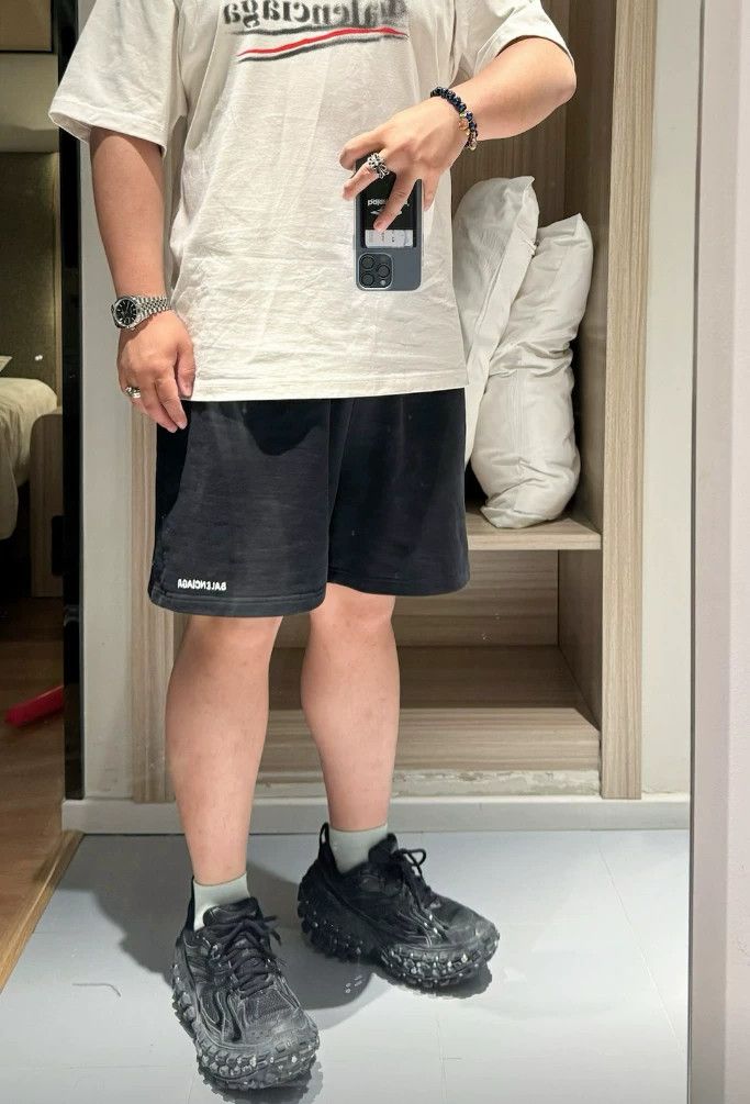 Balenciaga Balenciaga Black Embroidered Logo Shorts Size US 30 / EU 46 - 4 Thumbnail