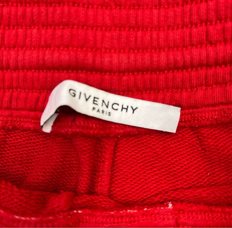Givenchy Givenchy Logo Embroidered Red Shorts Size US 26 / EU 42 - 5 Thumbnail