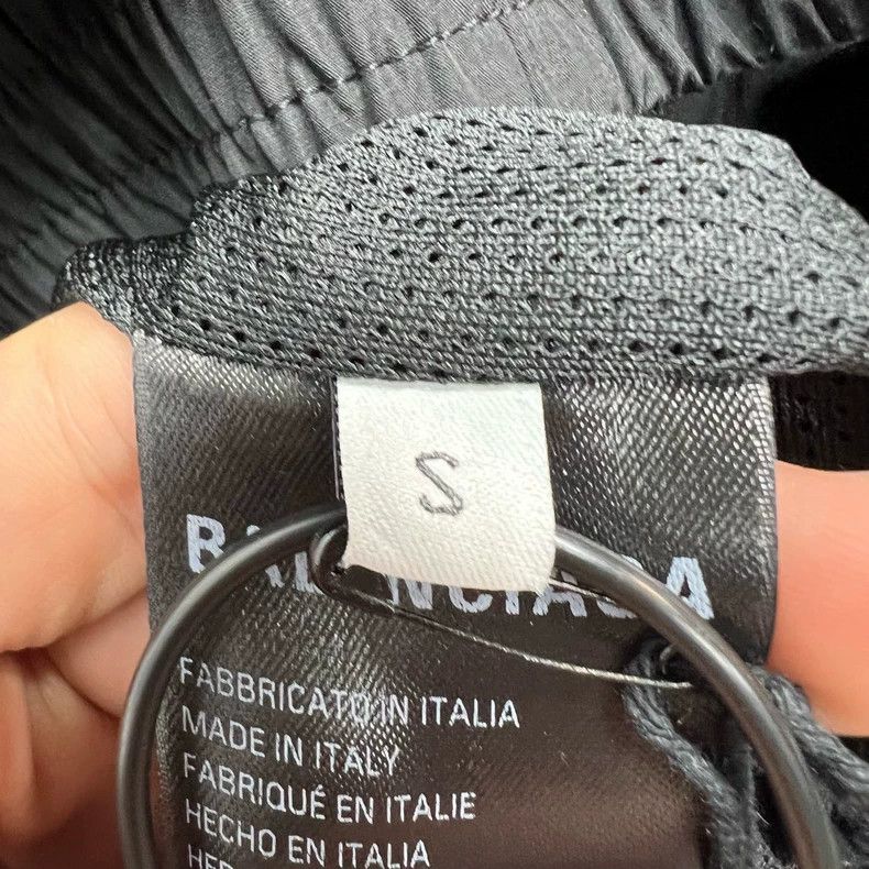 Balenciaga Balenciaga 3B Embroidered Colorblock Jacket Size US S / EU 44-46 / 1 - 4 Thumbnail