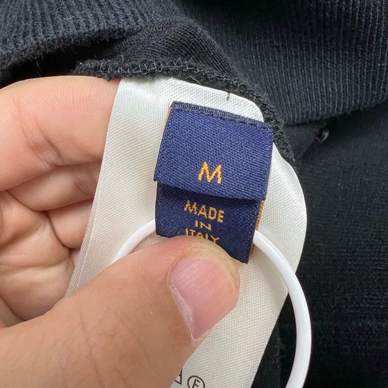 Louis Vuitton Louis Vuitton Zip-Up Hoodie with Pin Size US M / EU 48-50 / 2 - 5 Thumbnail