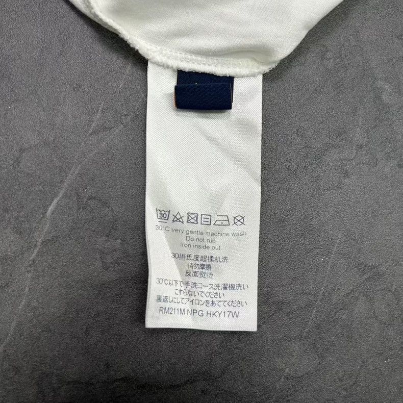 Louis Vuitton Louis Vuitton Crayon Logo Short Sleeve Tee Size US XXL / EU 58 / 5 - 5 Thumbnail
