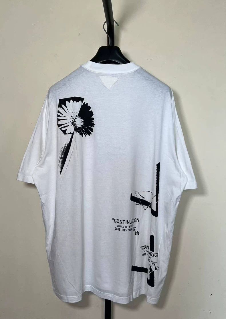 Prada Prada White Triangle Logo Short Sleeve Tee Size US M / EU 48-50 / 2 - 2 Thumbnail