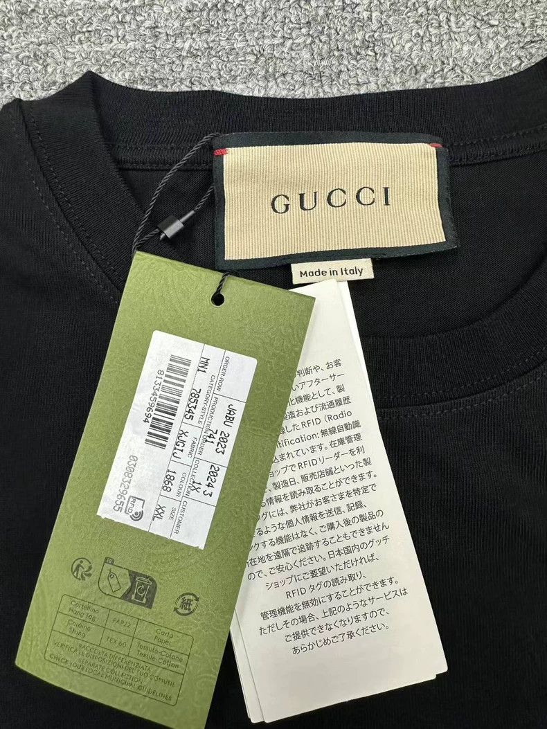 Gucci Gucci Heart Logo Short Sleeve T-shirt Size US XXL / EU 58 / 5 - 2 Thumbnail
