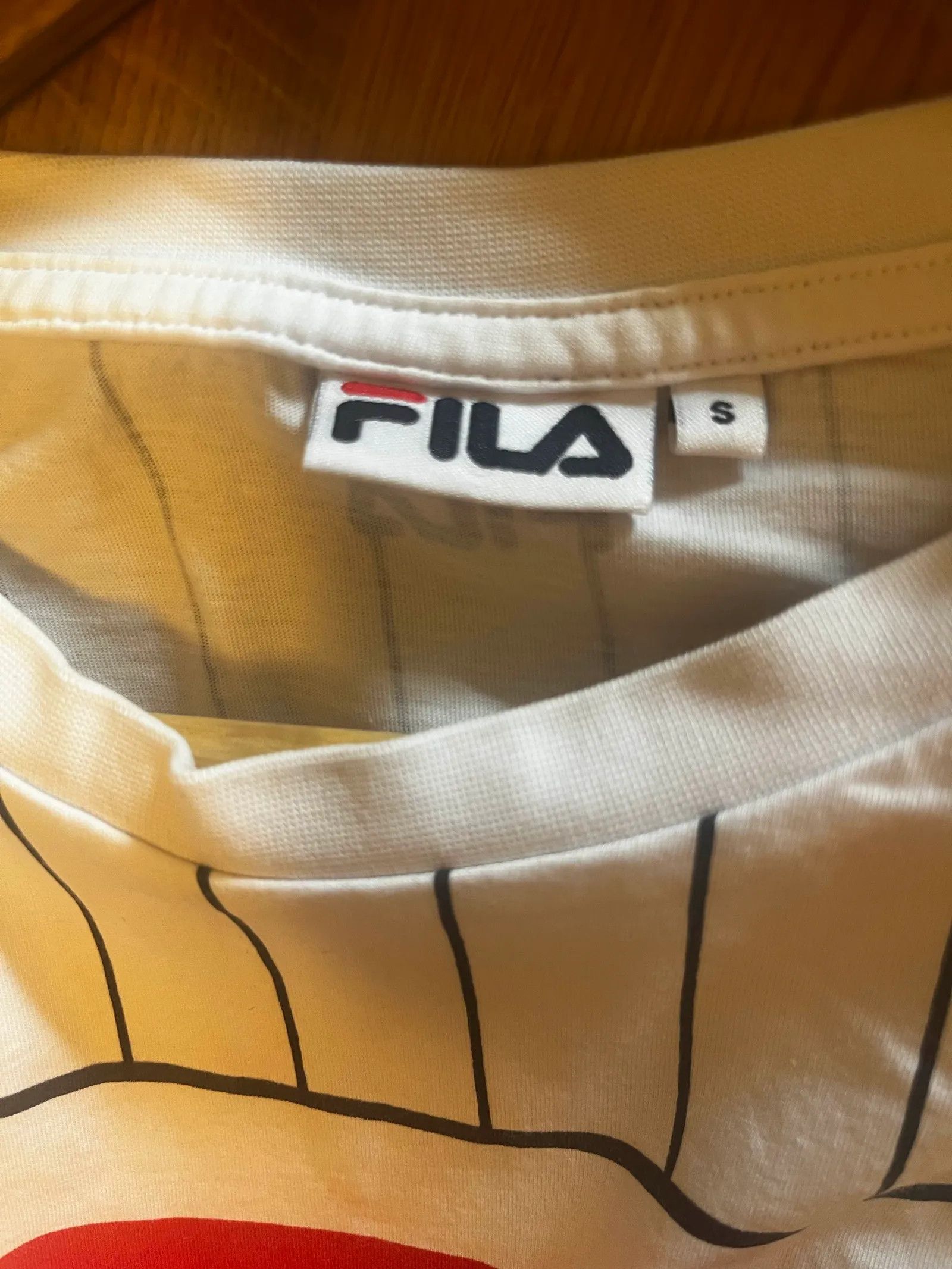 Fila Fila Short Sleeve T-shirt Size S / US 4 / IT 40 - 2 Thumbnail