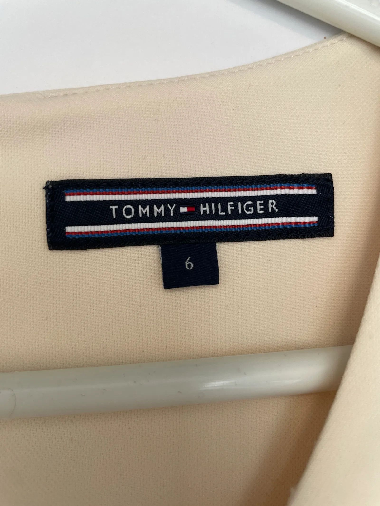 Tommy Hilfiger Tommy Hilfiger Dress Size XS / US 0-2 / IT 36-38 - 2 Thumbnail