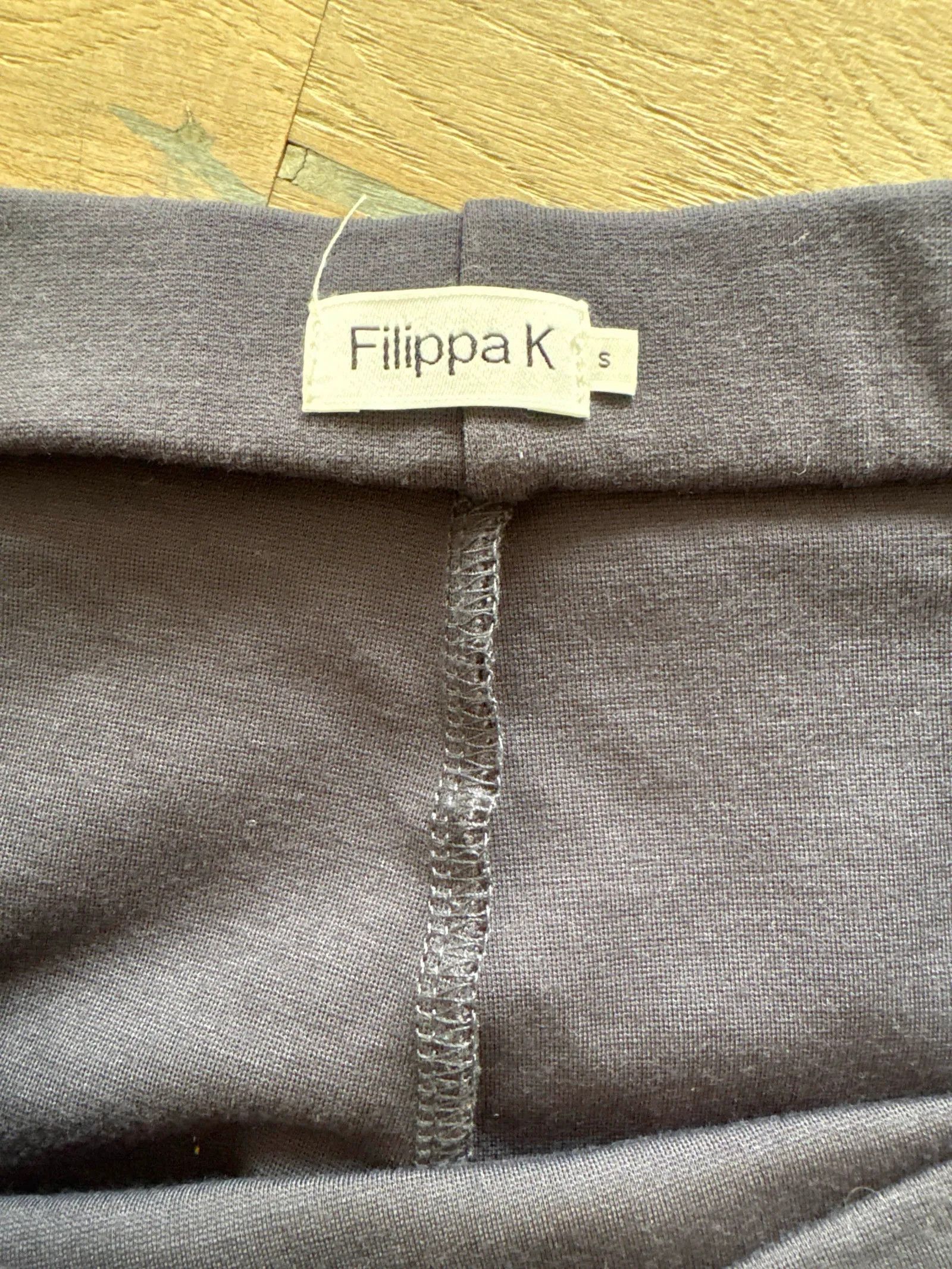 Filippa K Filippa K Skirt Size 27" / US 4 / IT 40 - 2 Thumbnail