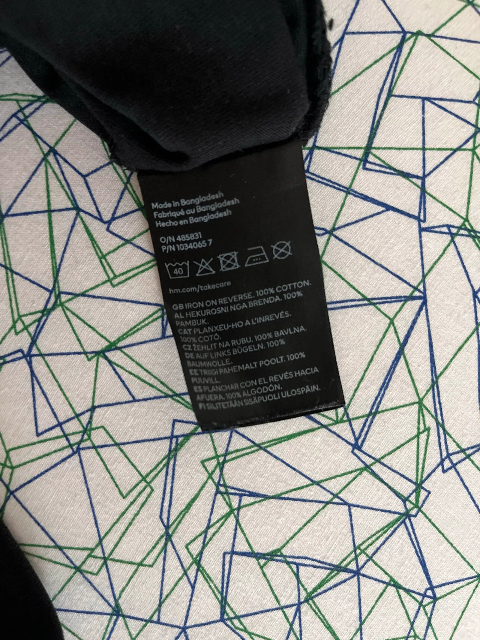 H&M H&M T-shirt Size US M / EU 48-50 / 2 - 3 Thumbnail