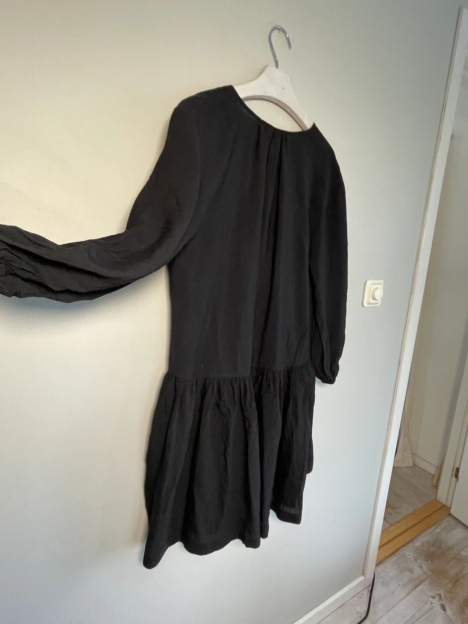 Carin Wester Carin Wester Dress Size XS / US 0-2 / IT 36-38 - 3 Thumbnail