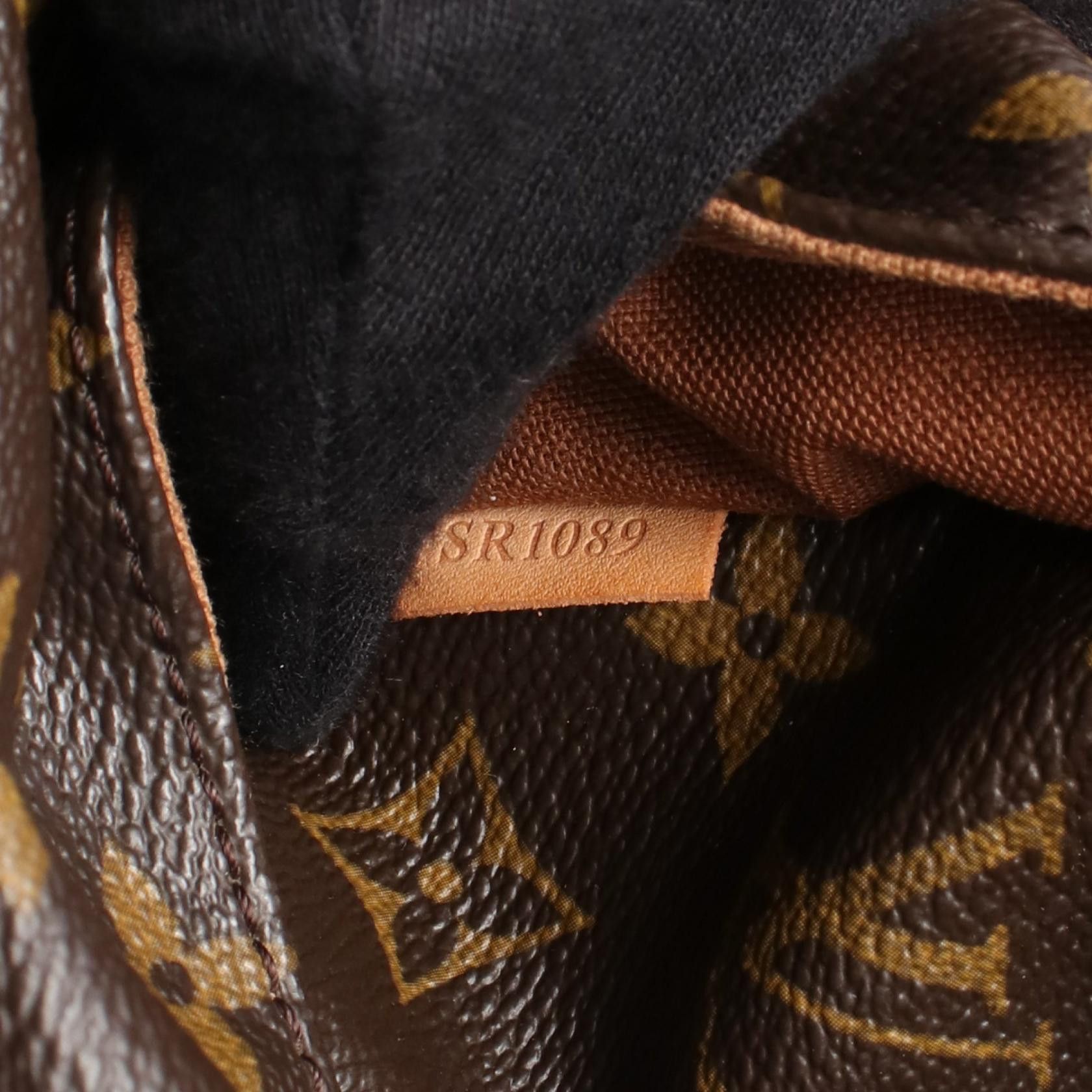 Louis Vuitton Louis Vuitton Louis Vuitton Totally MM Monogram Coated Canvas Tote Bag Canvas Tote Bag M56689 Size ONE SIZE - 5 Thumbnail