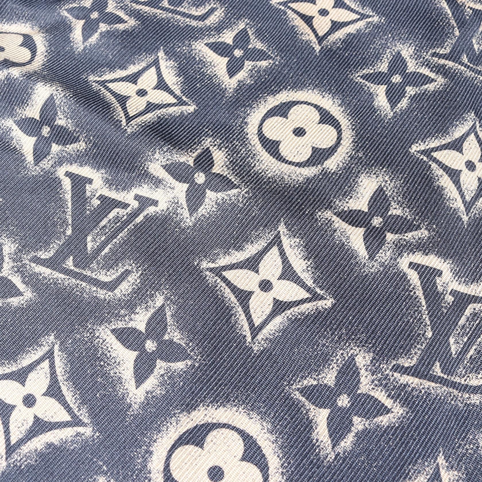 Louis Vuitton Louis Vuitton Louis Vuitton Monogram Silk Top Others Tops Size ONE SIZE - 8 Thumbnail