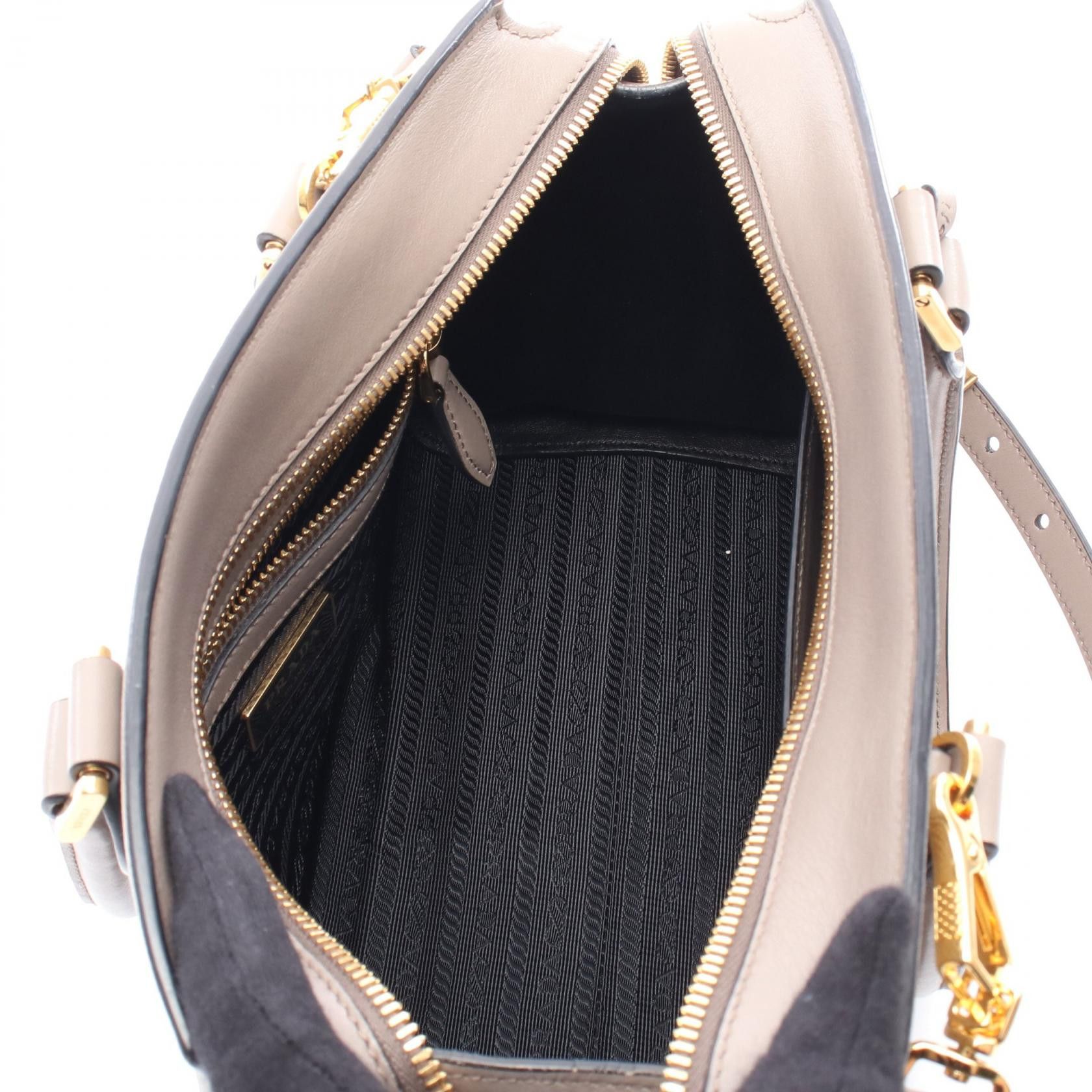 Prada Prada Prada SAFFIANO + SOFT C Saffiano Leather Handbag Leather Handbag 1BA164 Size ONE SIZE - 3 Thumbnail