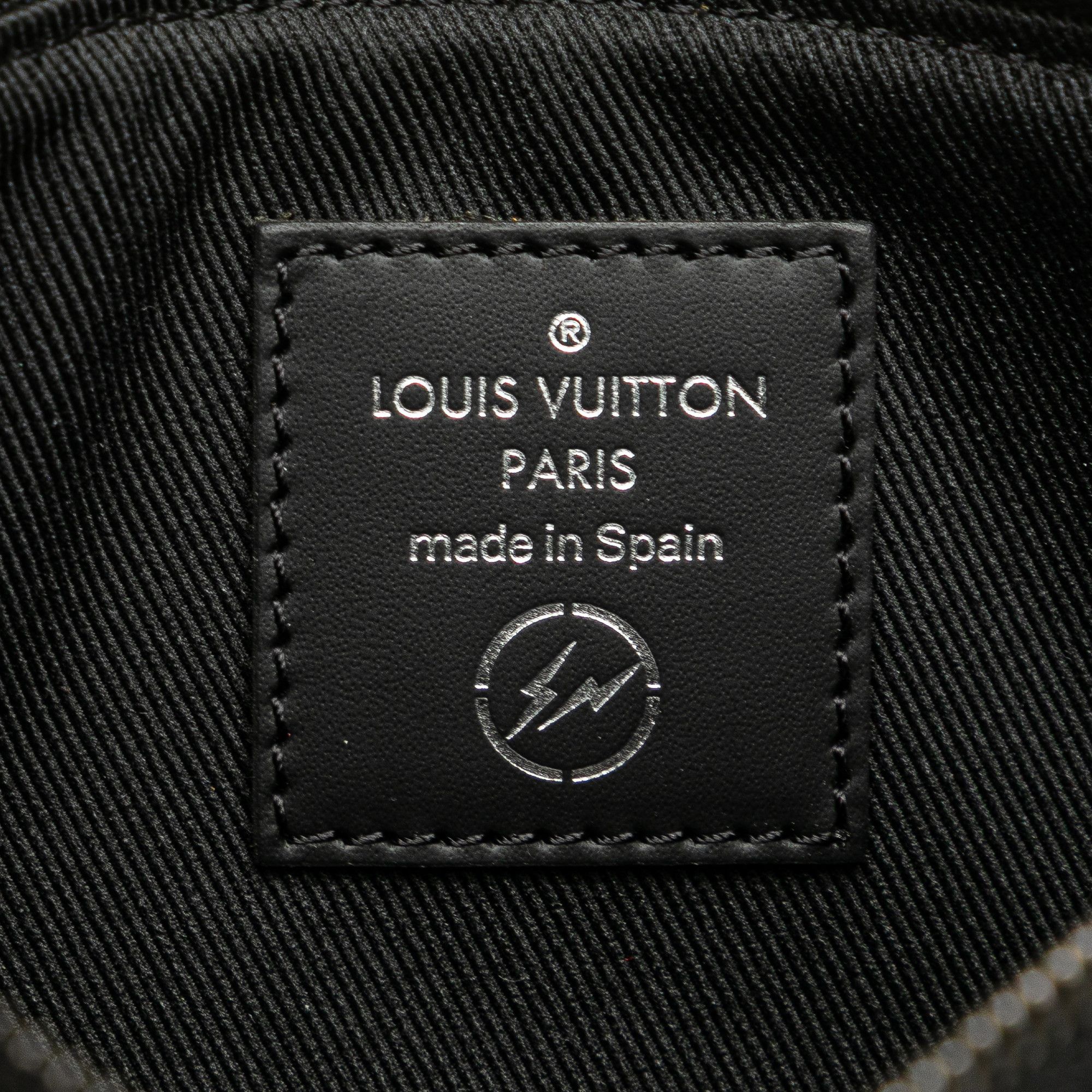 Louis Vuitton Louis Vuitton Monogram Eclipse Flash Fragment Iphone Case Size ONE SIZE - 5 Thumbnail