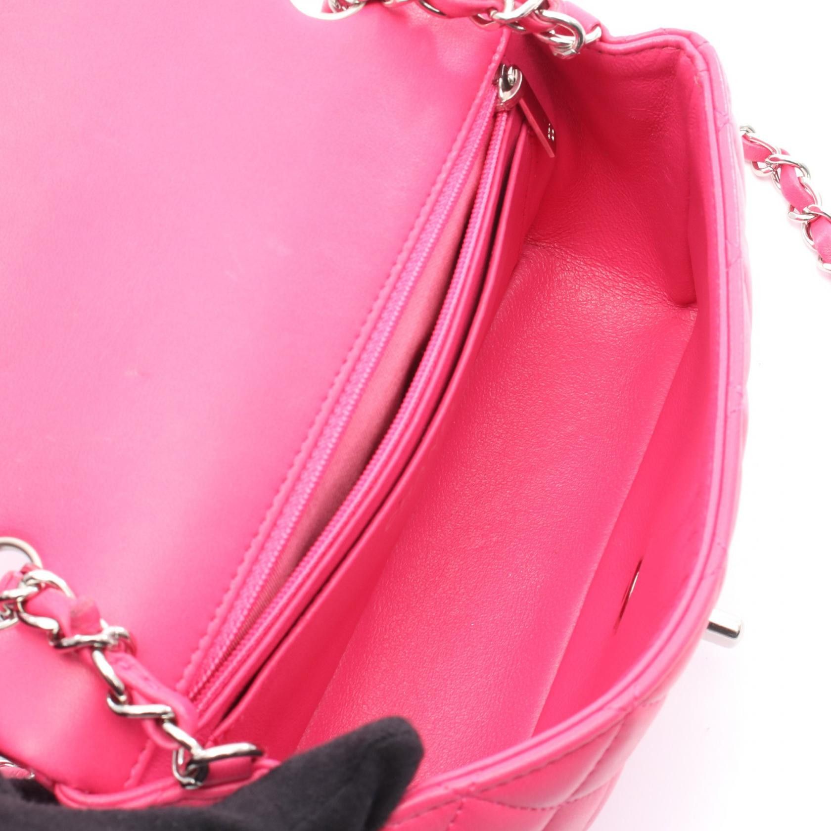 Chanel Chanel Chanel Mini Matelasse 20 Lambskin Shoulder Bag Leather Shoulder Bag A01163 Size ONE SIZE - 3 Thumbnail