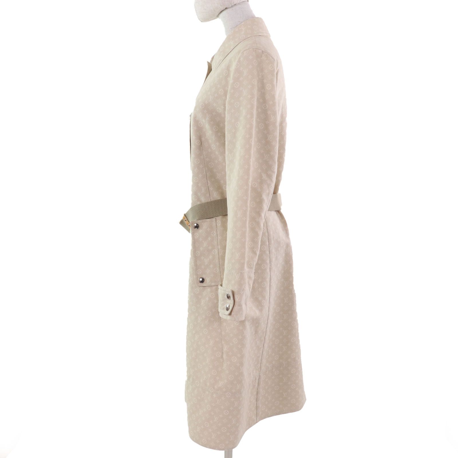 Louis Vuitton Louis Vuitton Louis Vuitton Logo button and belt with Monogram Cotton Coat Cotton Outerwear Size ONE SIZE - 2 Thumbnail