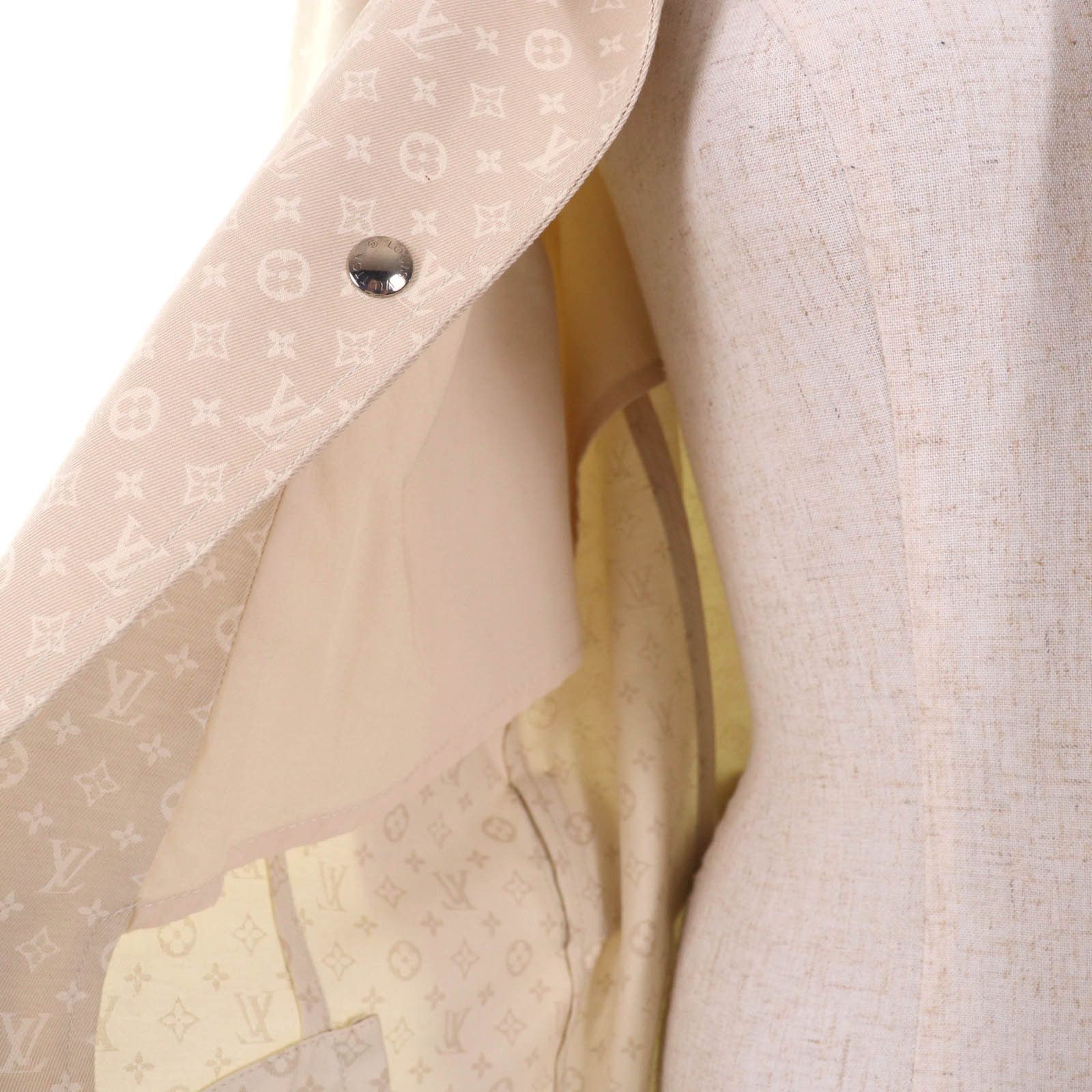 Louis Vuitton Louis Vuitton Louis Vuitton Logo button and belt with Monogram Cotton Coat Cotton Outerwear Size ONE SIZE - 5 Thumbnail